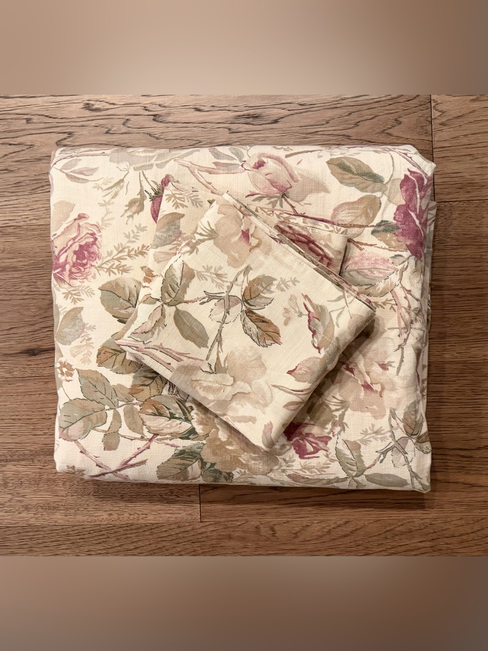 Ralph Lauren Archival Wilton Rose Duvet + Shams - Full/Queen